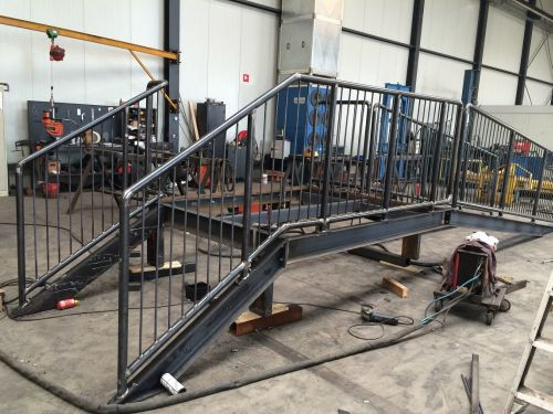 Staalconstructies trappen en bordessen - Montagewerken Emmen